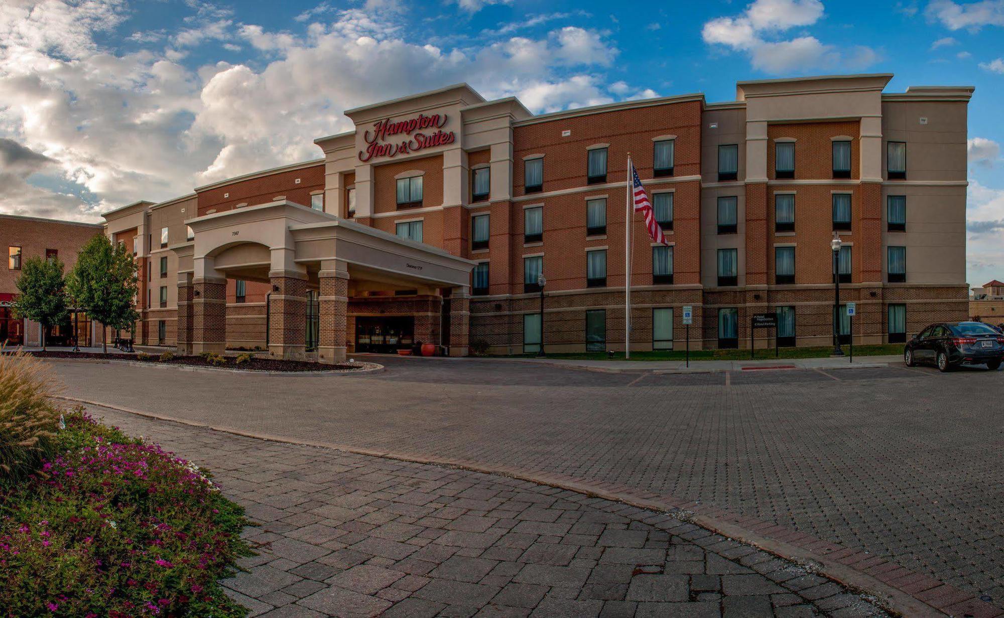 Hampton Inn & Suites Mishawaka/South Bend At Heritage Square Экстерьер фото